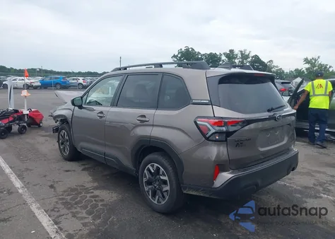 2025 Subaru Forester Premium из США, поврежденный, VIN JF2SLDBC3SH514266